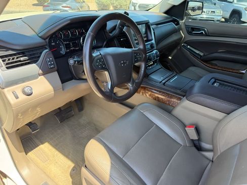 Used 2015 Chevrolet Tahoe LTZ RWD image 11