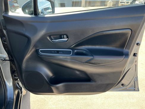 Certified 2025 Nissan Versa SR w/ Trunk Package image 22