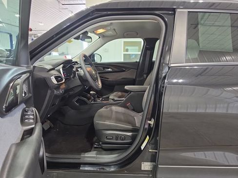 Used 2022 Chevrolet TrailBlazer LT w/ Convenience Package AWD/4WD image 22