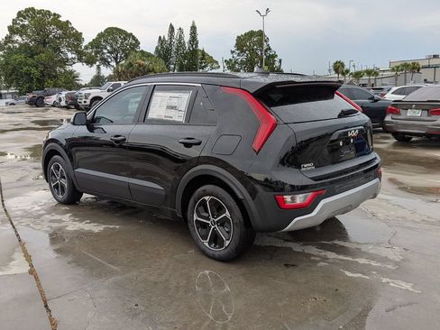 New 2026 Kia Niro EX FWD image 6
