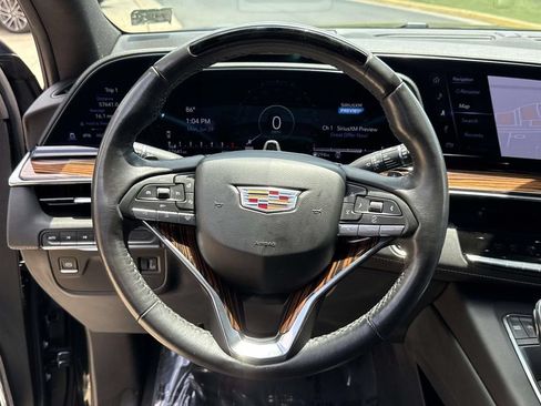 Used 2024 Cadillac Escalade ESV Premium Luxury AWD/4WD image 32