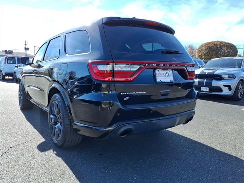 Used 2018 Dodge Durango SRT w/ SRT Interior Appearance Group image 23