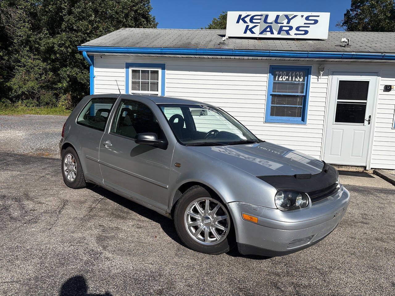 Used 2004 Volkswagen Golf GL FWD image 2