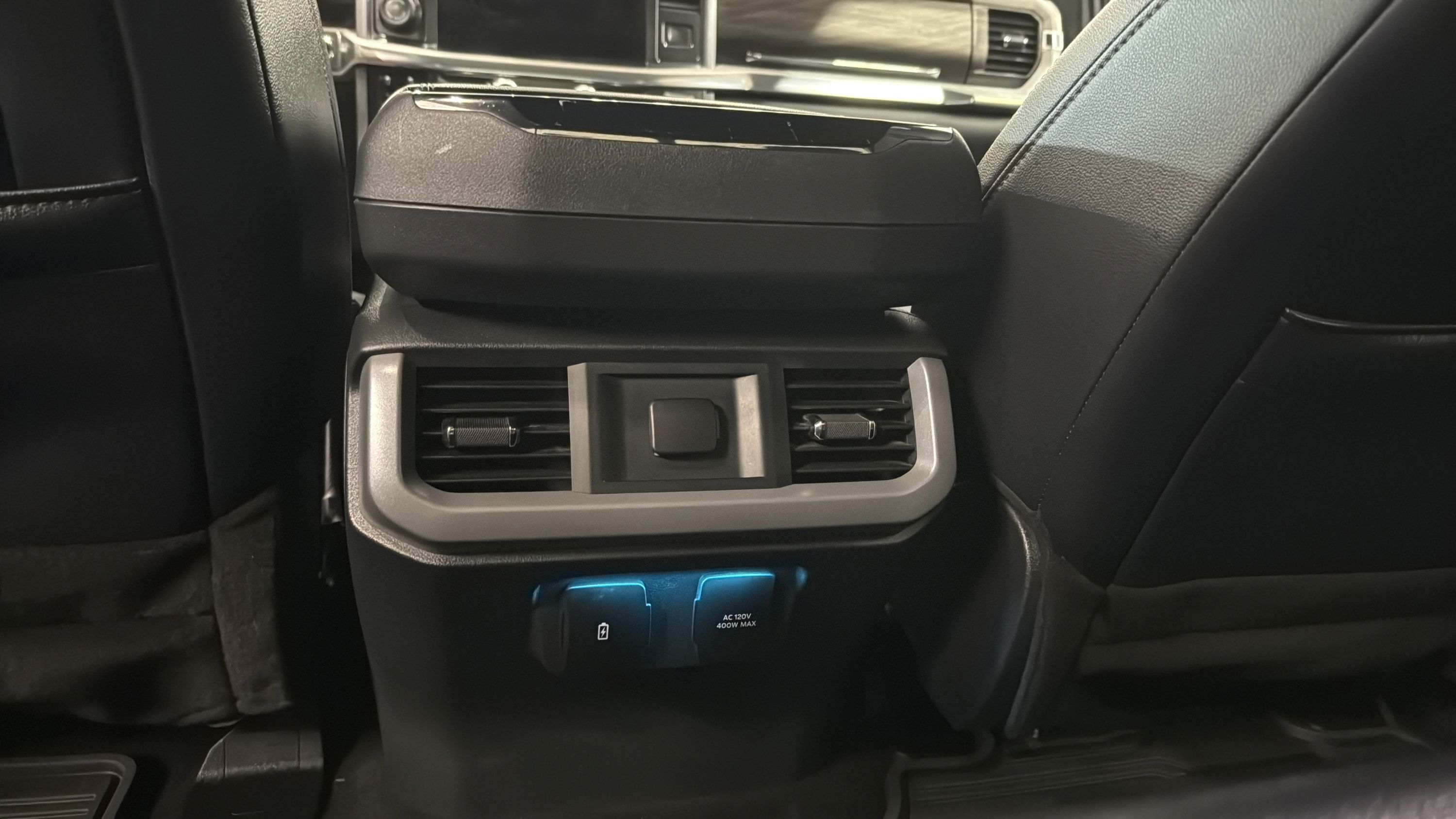 Used 2024 Ford F150 Lariat w/ FX4 Off-Road Package AWD/4WD image 14