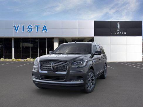New 2024 Lincoln Navigator Reserve image 2