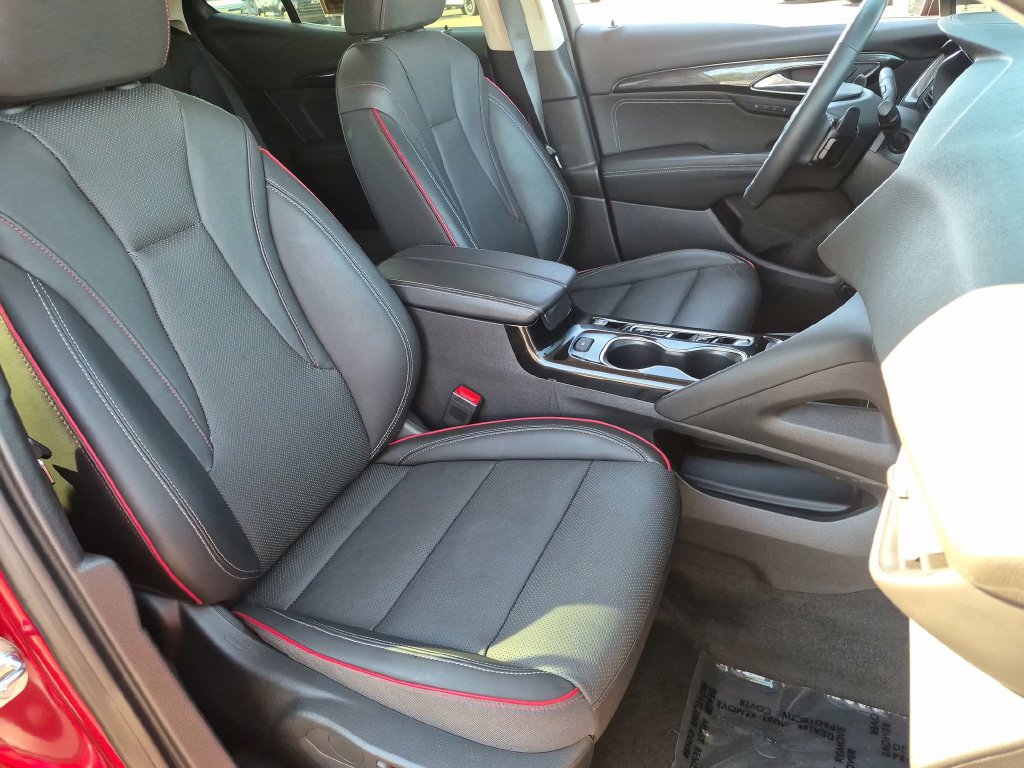 Used 2023 Buick Envision Essence w/ Sport Touring Package AWD/4WD image 30