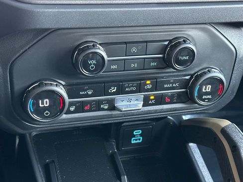 Certified 2025 Ford Bronco Badlands AWD/4WD image 20