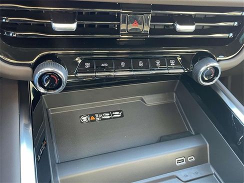 New 2026 Chevrolet Tahoe LT w/ Comfort Package image 15