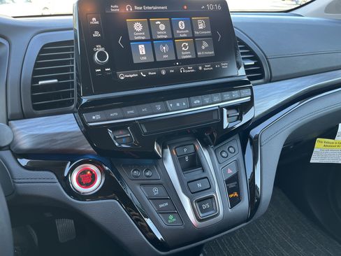 Certified 2025 Honda Odyssey Elite image 11