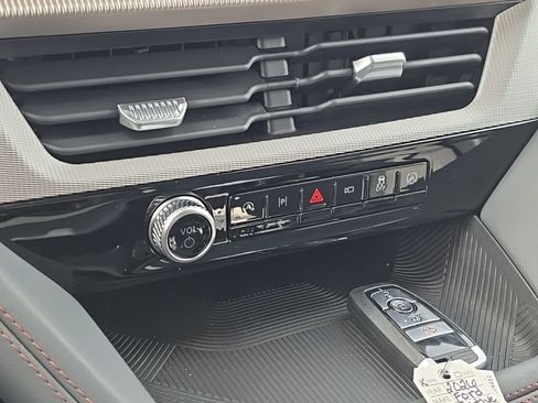 New 2026 Ford Explorer Active image 32