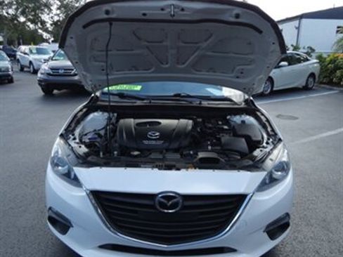 Used 2015 MAZDA MAZDA3 i Sport FWD image 6