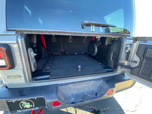 Used 2023 Jeep Wrangler Unlimited Rubicon image 21