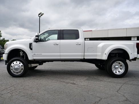 Used 2022 Ford F450 Lariat w/ Lariat Ultimate Package AWD/4WD image 5