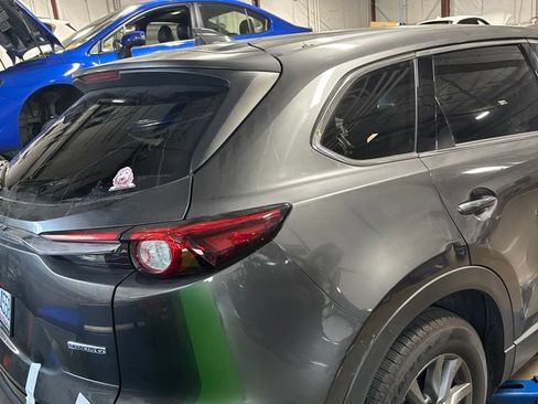 Used 2020 MAZDA CX-9 Touring w/ Touring Premium Package FWD image 4
