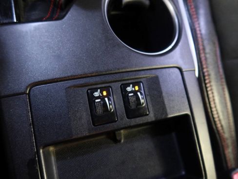 Used 2015 Toyota Camry XSE image 24