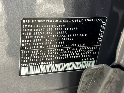 Used 2022 Volkswagen Taos SEL w/ Panoramic Sunroof Package image 27