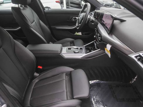 Used 2025 BMW 330i xDrive Sedan image 13