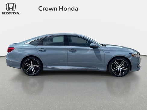 Used 2022 Honda Accord Touring image 5