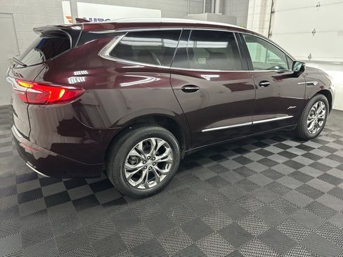 Used 2021 Buick Enclave Avenir w/ Avenir Technology Package image 11