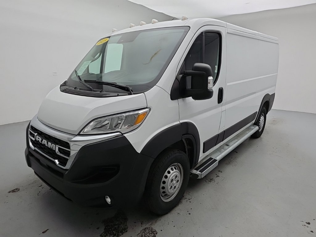 Used 2025 RAM ProMaster 2500 w/ U-Haul Equipment Group FWD image 6