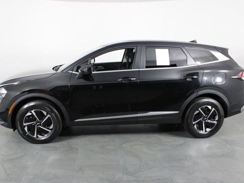 Used 2023 Kia Sportage LX image 10