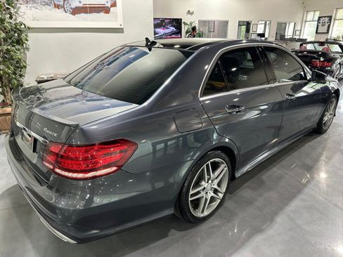 Used 2016 Mercedes-Benz E 350 4MATIC Sedan image 25