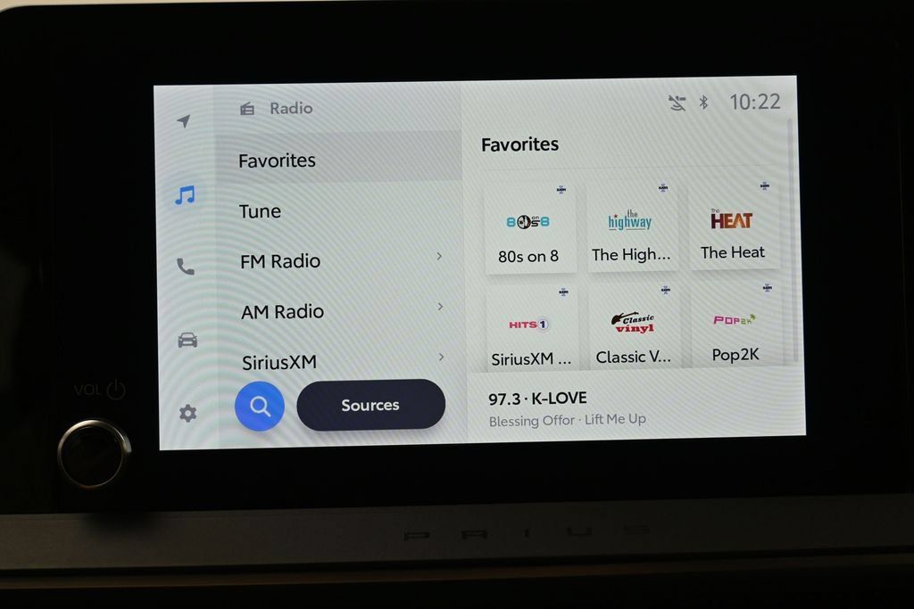 Certified 2024 Toyota Prius XLE FWD image 19