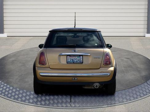 Used 2004 MINI Cooper Hardtop FWD image 6