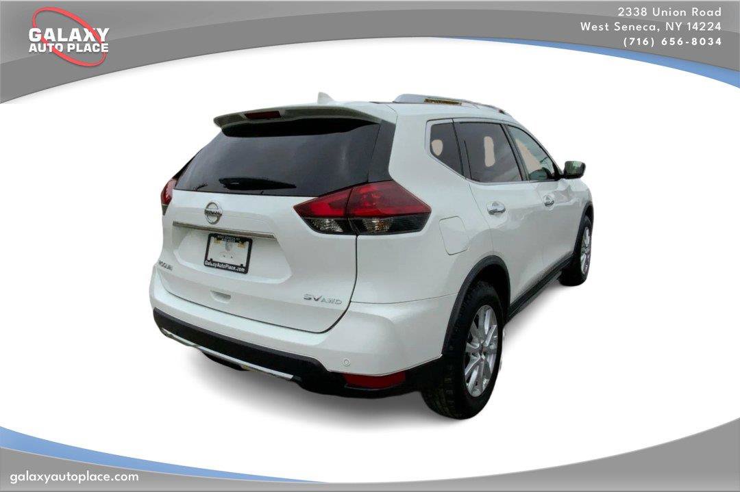 Used 2020 Nissan Rogue SV AWD/4WD image 5
