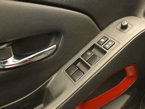 Used 2023 Nissan Frontier PRO-4X w/ Pro Convenience Package AWD/4WD image 14