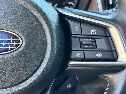 Used 2023 Subaru Outback Touring AWD/4WD image 17