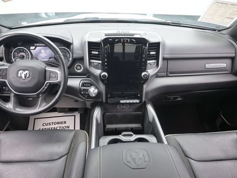 Used 2023 RAM 1500 Laramie AWD/4WD image 15