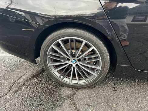 Used 2023 BMW 540i xDrive w/ Convenience Package image 32