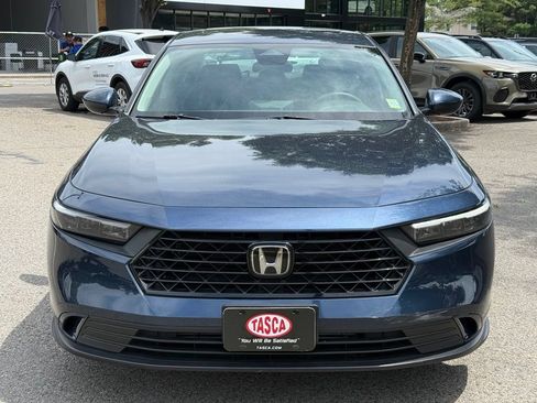 Used 2023 Honda Accord EX image 3