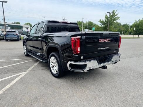 Used 2021 GMC Sierra 1500 SLT w/ SLT Premium Plus Package AWD/4WD image 4
