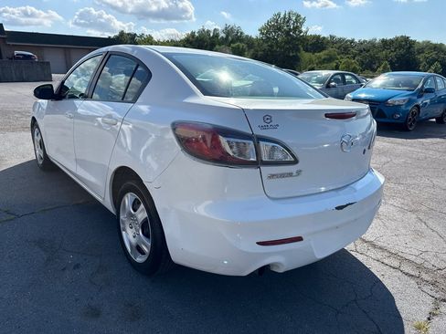 Used 2013 MAZDA MAZDA3 i SV FWD image 8