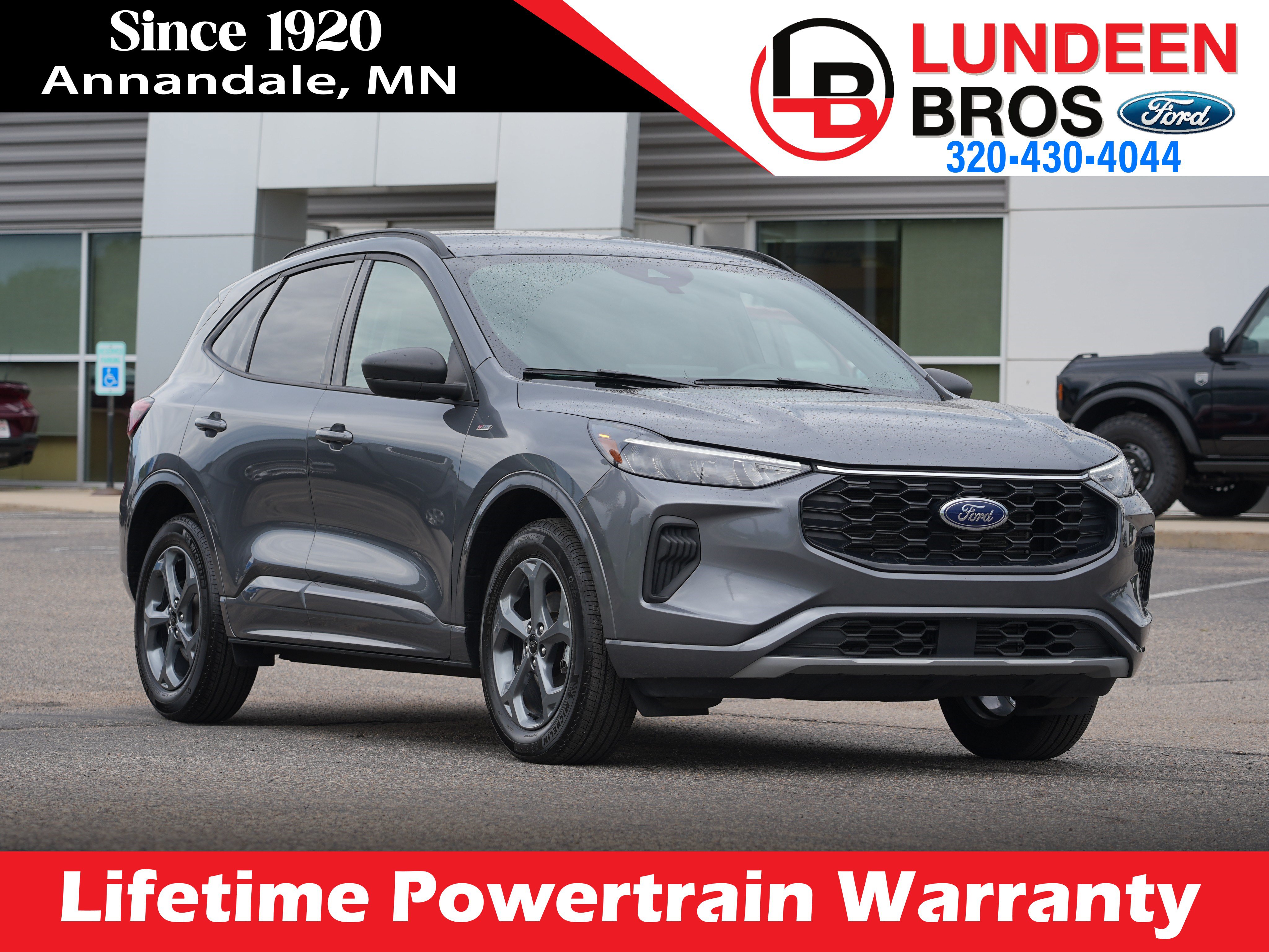 Used 2024 Ford Escape ST-Line w/ Tech Pack #1 AWD/4WD image 1