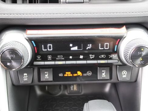 Used 2025 Toyota RAV4 XLE w/ Convenience Package AWD/4WD image 16