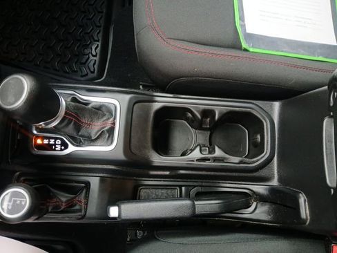 Used 2023 Jeep Wrangler Unlimited Rubicon w/ LED Lighting Group image 41