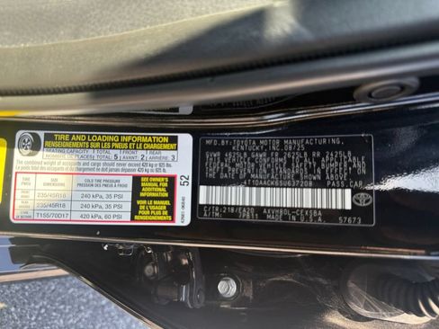 Used 2025 Toyota Camry SE FWD image 29