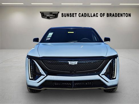 New 2026 Cadillac Lyriq V AWD/4WD image 2
