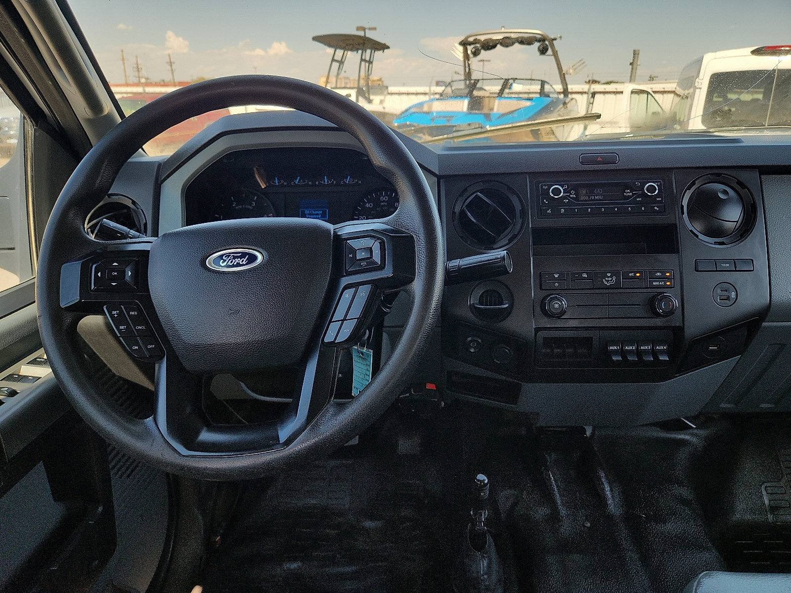 Used 2022 Ford F750 2WD Crew Cab Super Duty image 11
