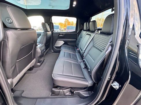 New 2025 GMC Sierra EV Denali image 31