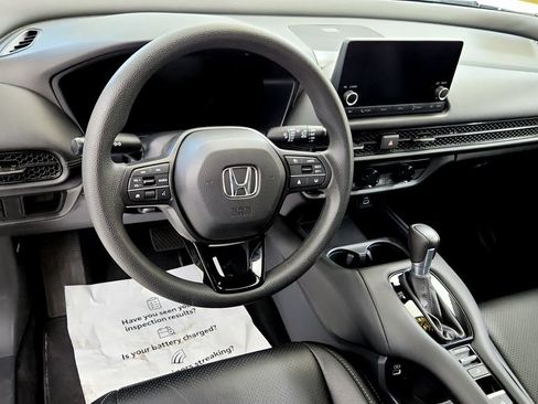 Used 2023 Honda HR-V LX image 27