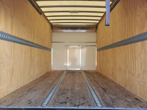 Used 2022 RAM ProMaster 3500 w/ Premium Appearance Group image 10