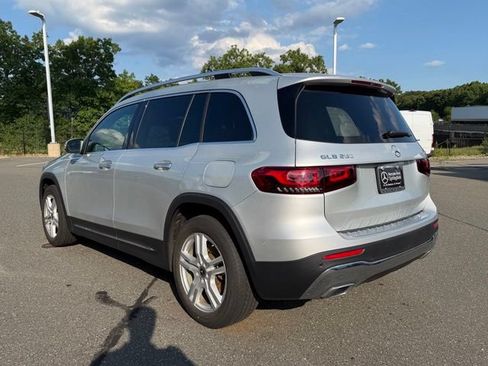 Used 2023 Mercedes-Benz GLB 250 4MATIC image 5