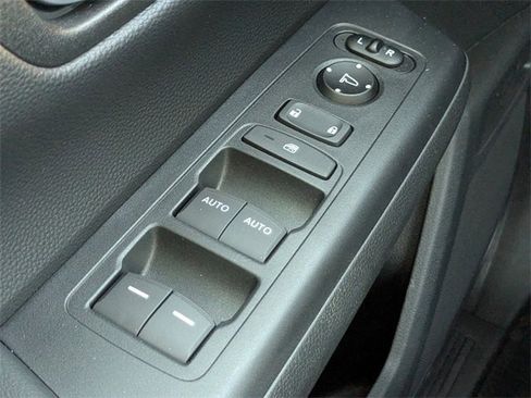 Used 2023 Honda CR-V Sport image 26