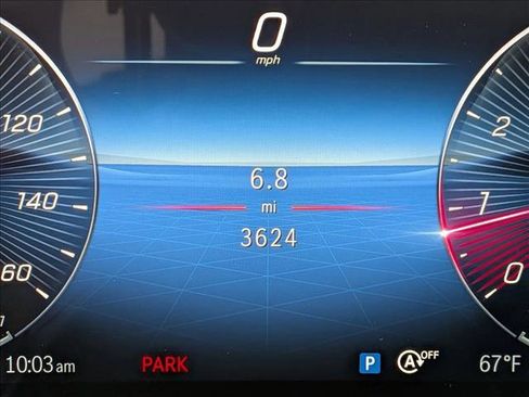 Certified 2025 Mercedes-Benz GLB 250 image 11