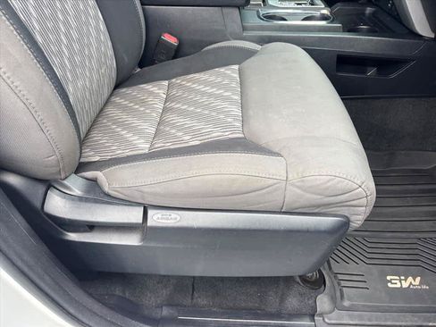 Used 2019 Toyota Tundra SR5 w/ SR5 Upgrade Package AWD/4WD image 7