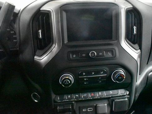 Used 2024 Chevrolet Silverado 2500 Custom w/ Custom Value Package image 20